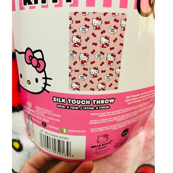 Hello Kitty storage Easter gift basket My Melody and Hello Kitty  Easter plush - Picture 6 of 11